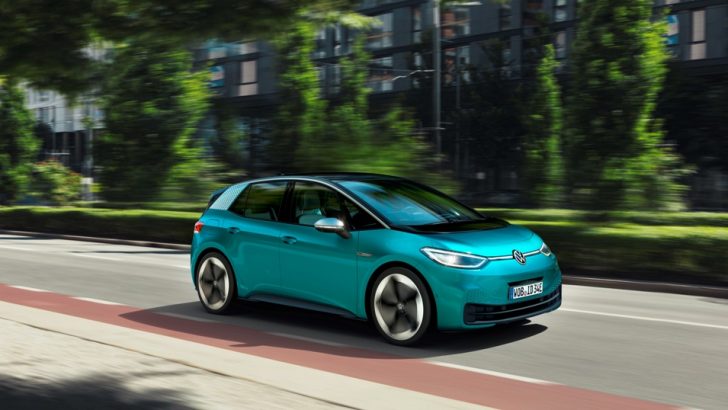 Volkswagen’in Elektrikli Otomobili ID.3 ışıkla iletişim kuruyor