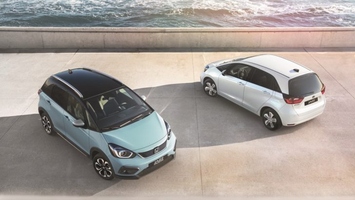 YENİ HONDA JAZZ e:HEV, HİBRİT PERFORMANSI VE GELİŞMİŞ TEKNOLOJİSİYLE GELİYOR