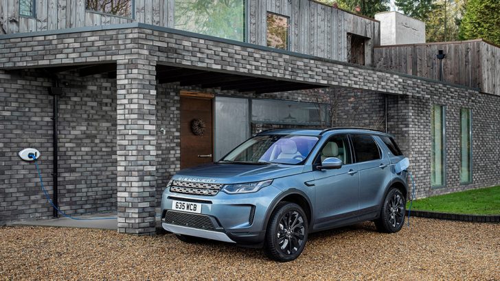 Yeni Discovery Sport 1.5 litrelik Plug-In Hybrid motoruyla daha güçlü, daha verimli