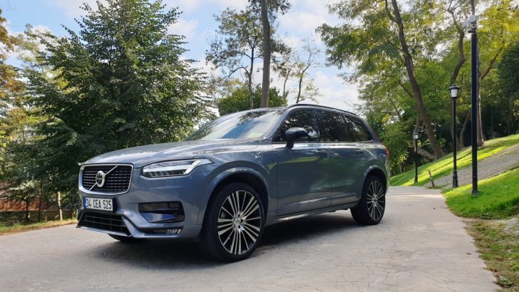 Volvo XC90 Elektrikle Artık Daha Konforlu