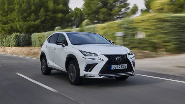 Lexus NX SUV “En İyi Hibrit Otomobil” seçildi