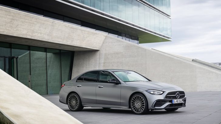 Yeni Mercedes Benz C Serisi tanıtıldı. İşte tüm özellikleri