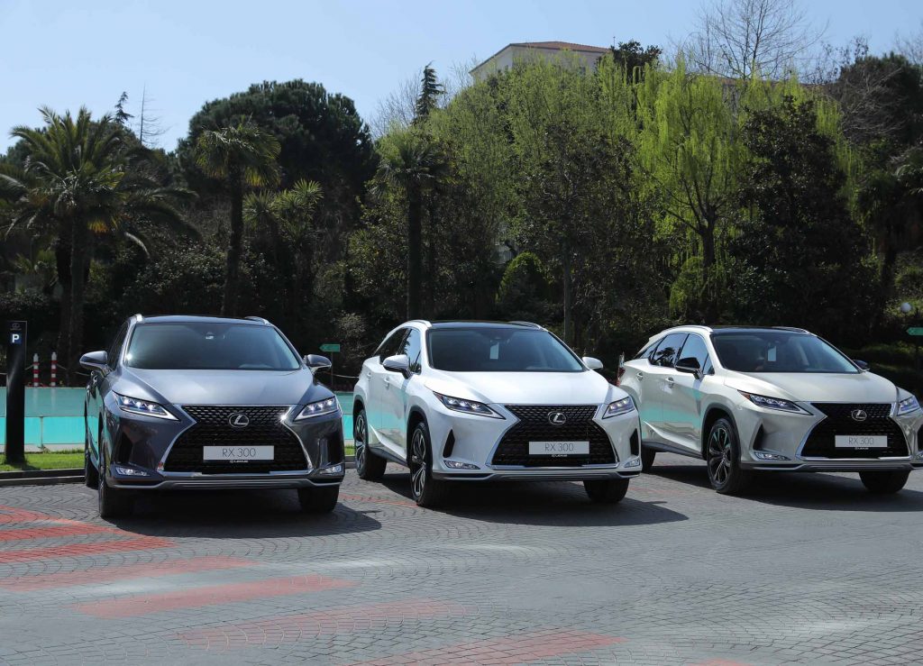 Dünyanın ilk premium SUV’u Lexus RX, Enterprise Türkiye filosunda!