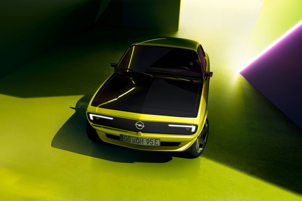 Opel Manta GSe ElektroMOD Mayıs ayında tanıtılacak!