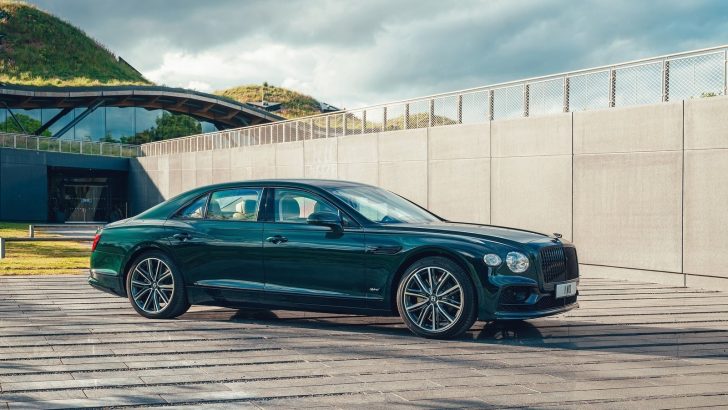 BENTLEY Flying Spur Elektriklendi!