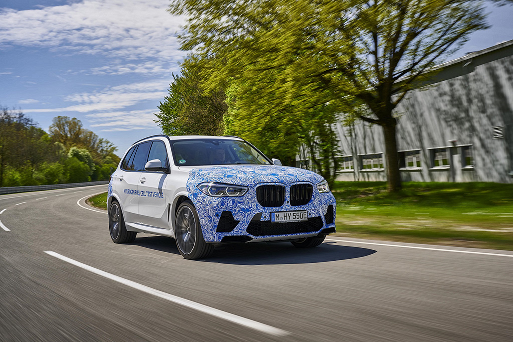 BMW i Hydrogen NEXT’in yol testleri başladı
