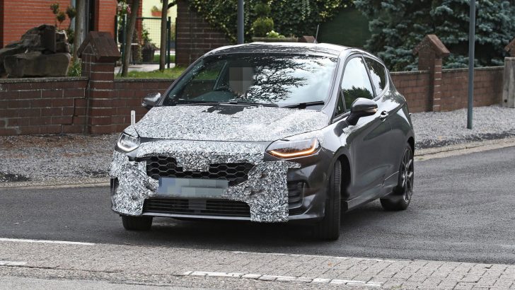 Makyajlı 2022 Ford Fiesta kameralara yakalandı