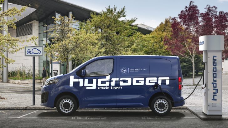 CITROËN Ë-JUMPY 2021 KOMPAKT LCV ÖDÜLÜNÜ KAZANDI!