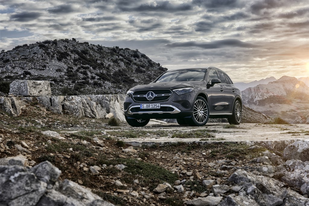 Yeni Mercedes-Benz GLC, dijital dünya lansmanıyla tanıtıldı