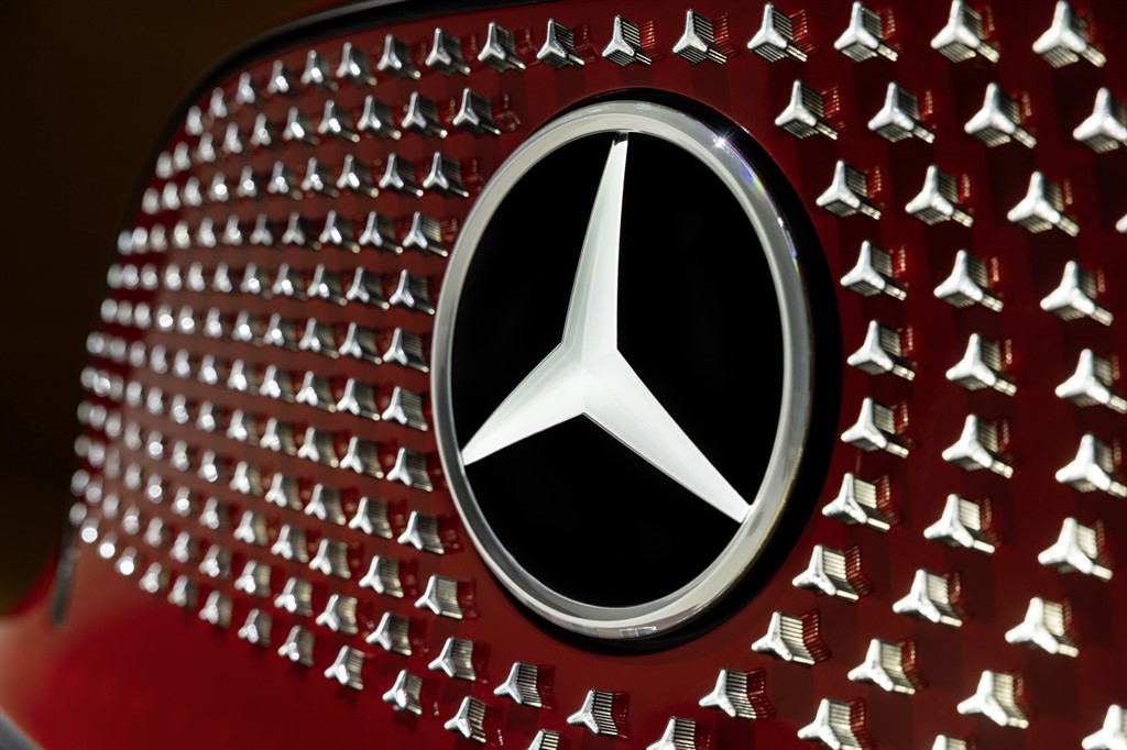 Mercedes-Benz dünyanın en değerli markaları arasında yedinci sıraya yükseldi