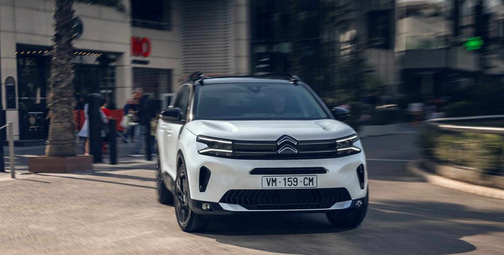 CITROËN C5 AIRCROSS’UN YENİ HİBRİT TEKNOLOJİSİNE SAHİP OLAN “Ë-SERIES” ÖZEL VERSİYONU TÜRKİYE’DE SATIŞA SUNULDU!