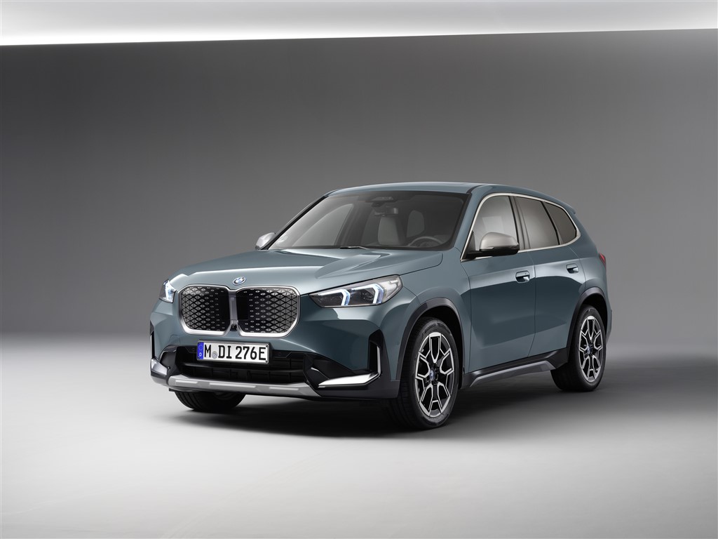 Tamamen Yenilenen Yeni BMW X2 sDrive20i ve BMW iX1 eDrive20Ön Rezervasyona Açıldı