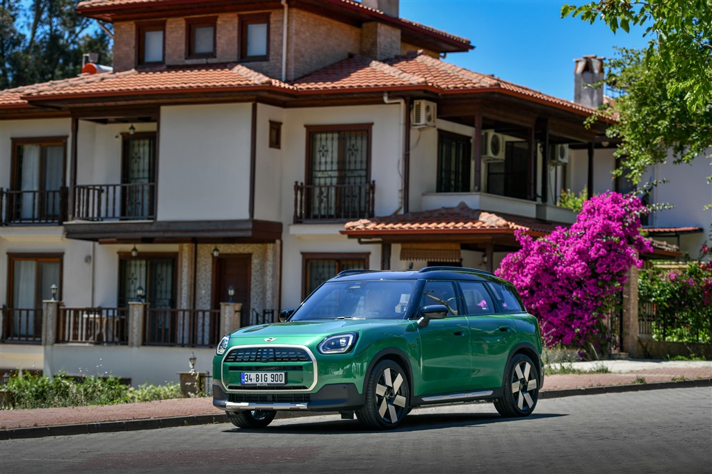 Yeni MINI Countryman Özel Bir Lansmanla Tanıtıldı