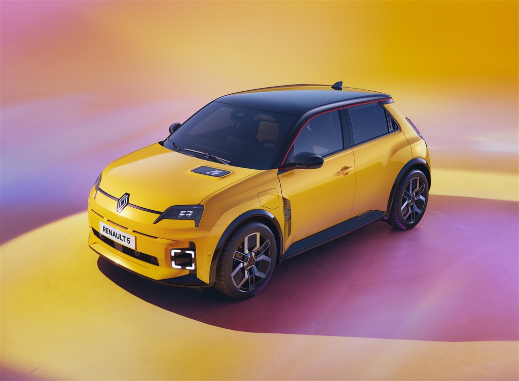 Renault 5 E-Tech Elektrikli: Şehrin Yeni Pop İkonu Türkiye’de!