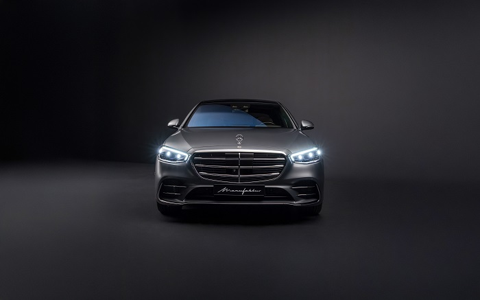 “Çünkü O bir Mercedes-Benz”: S-Serisi, Roger Federer’le Sahneye Çıkıyor