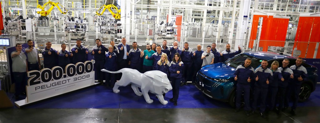 PEUGEOT 3008’DEN TARİHİ BAŞARI!