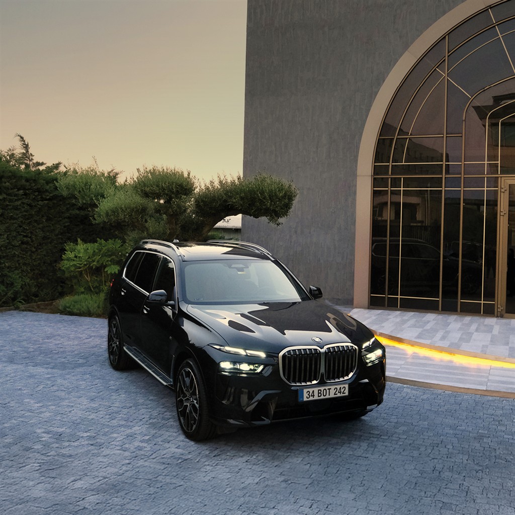 BMW X5 ve BMW X7 Türkiye Yollarına Geri Döndü