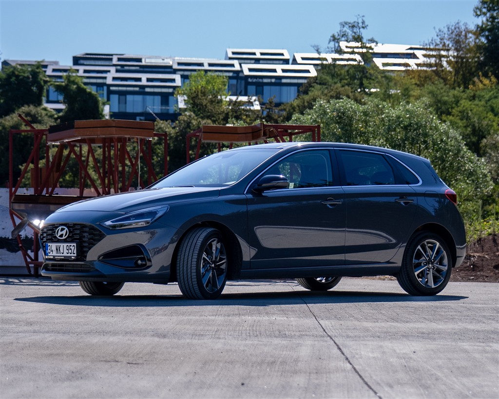 Hyundai i30 Yeni Motoruyla Şimdi Daha Güçlü ve İddialı